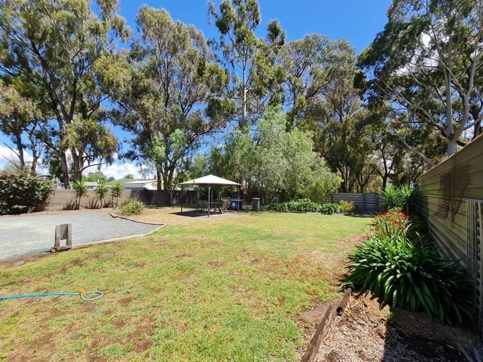 Kyabram Country Motel מראה חיצוני תמונה